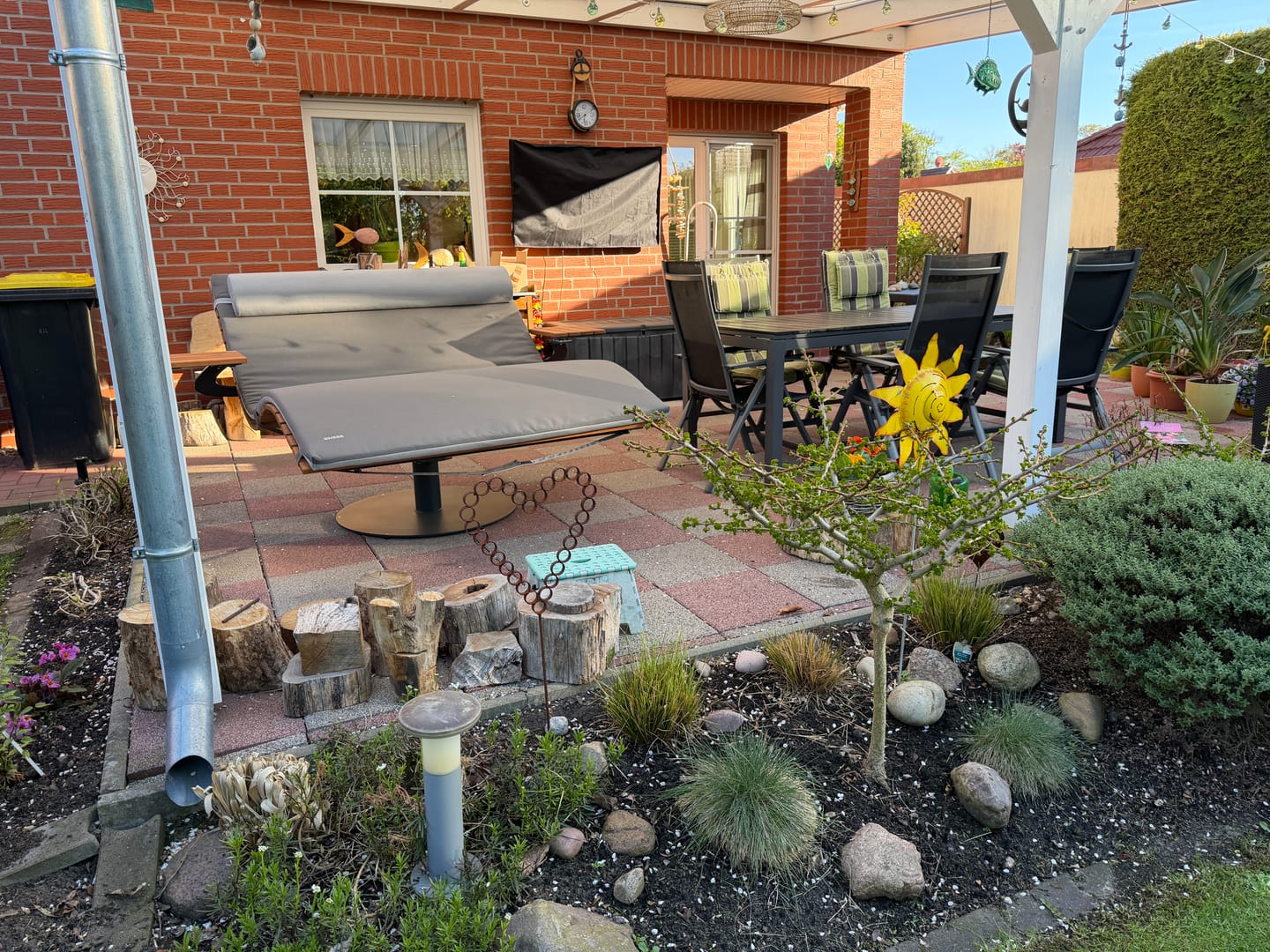 Customer photo review of Tisch für MEBE Wave Lounge- drehbar
