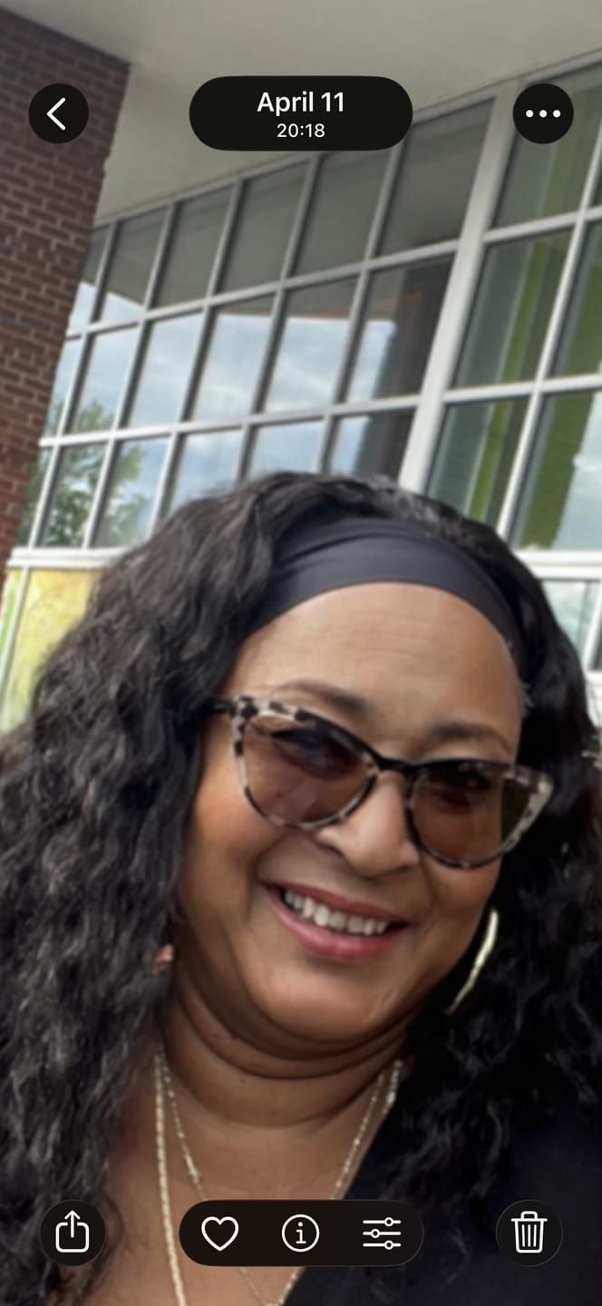 Customer photo review of Melissa Body Wave Human Hair Headband Wig