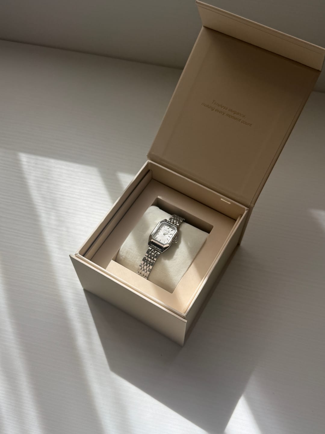 Customer photo review of Isabell Petite Silver