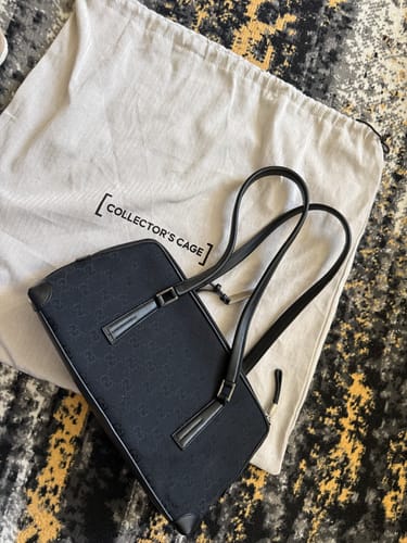 Customer photo review of Shoulder Bag