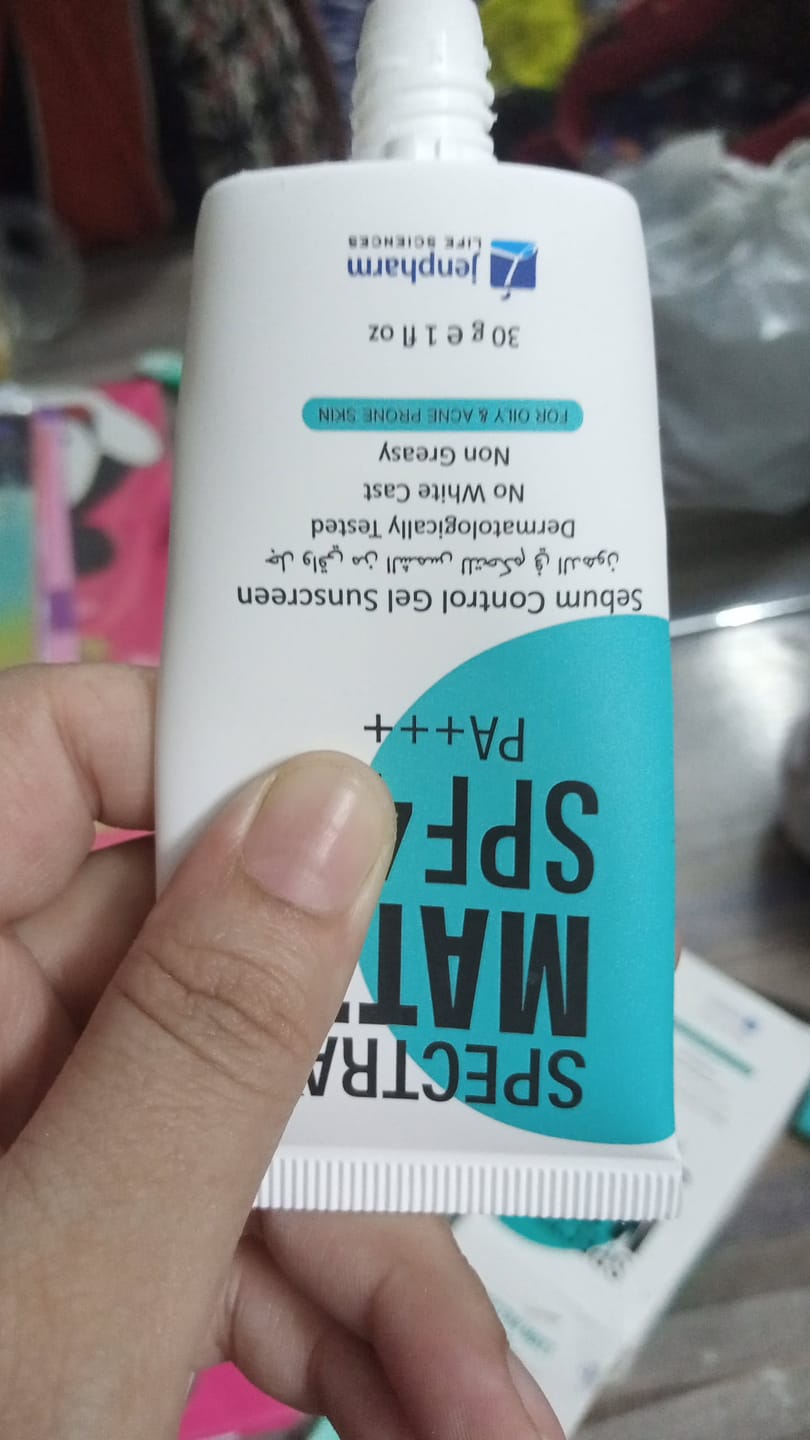 Customer photo review of Spectra Matt SC SPF 40
