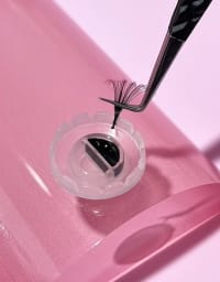 Customer photo review of Lash Flow Platform