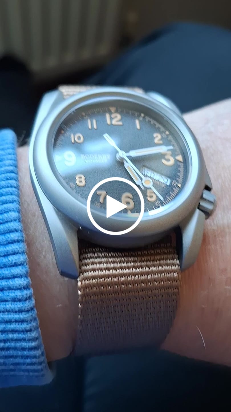 Customer video review of 22mm Wide Nylon Strap