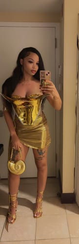 Customer photo review of Luxe Glamour (2 Colors)