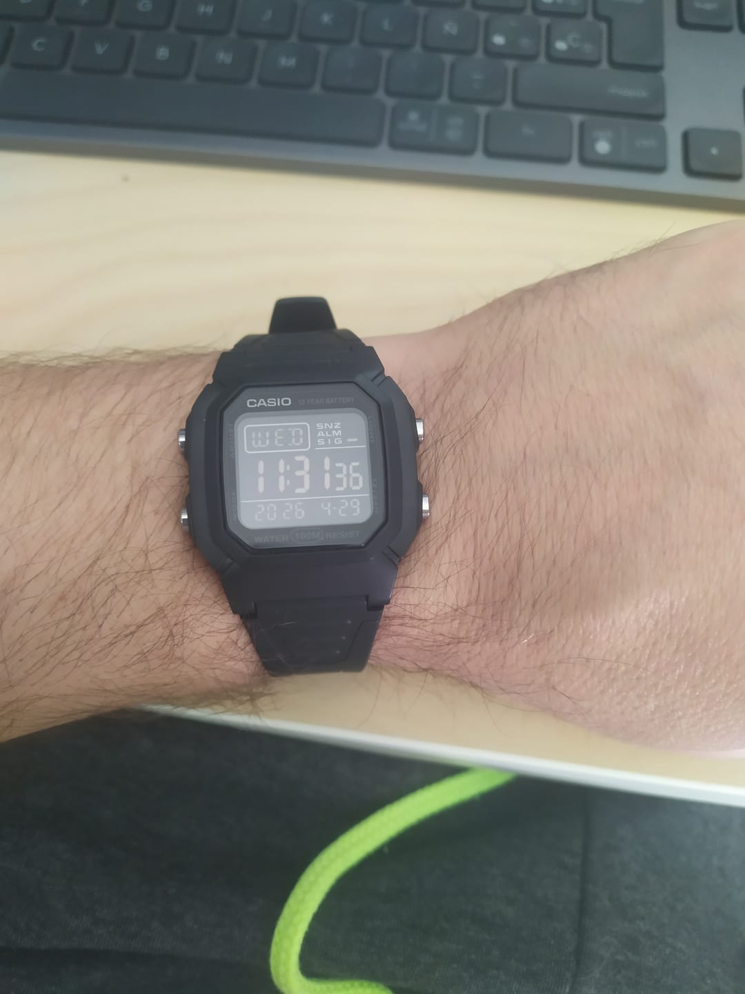 Customer photo review of Reloj Casio Vintage W-800H-1BV Negro Pantalla Negativa