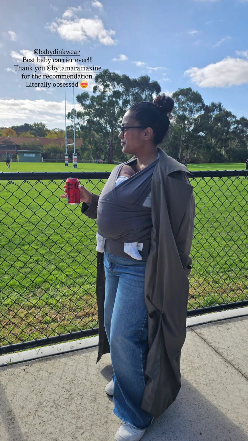 Customer photo review of Baby Dink Carrier - Slate
