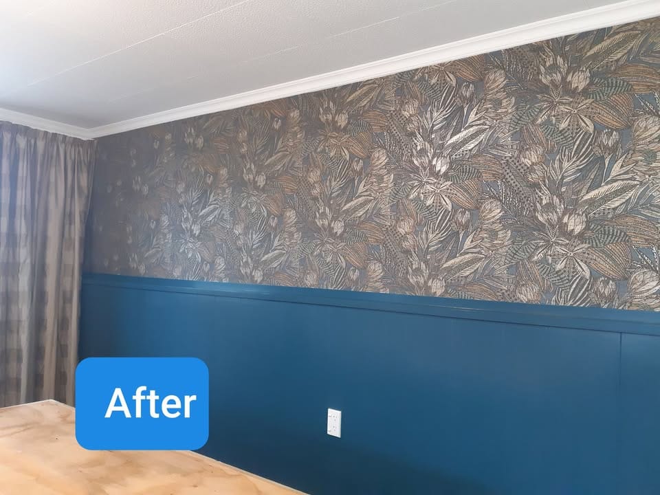 Customer photo review of Susara  - Protea Floral Metallic Wallpaper - Navy- Discontinuing