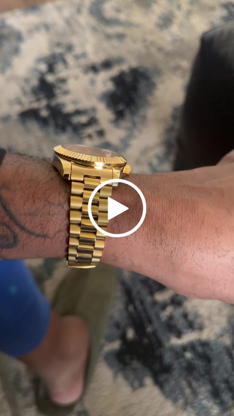 Customer video review of Lucky Fours® Santos