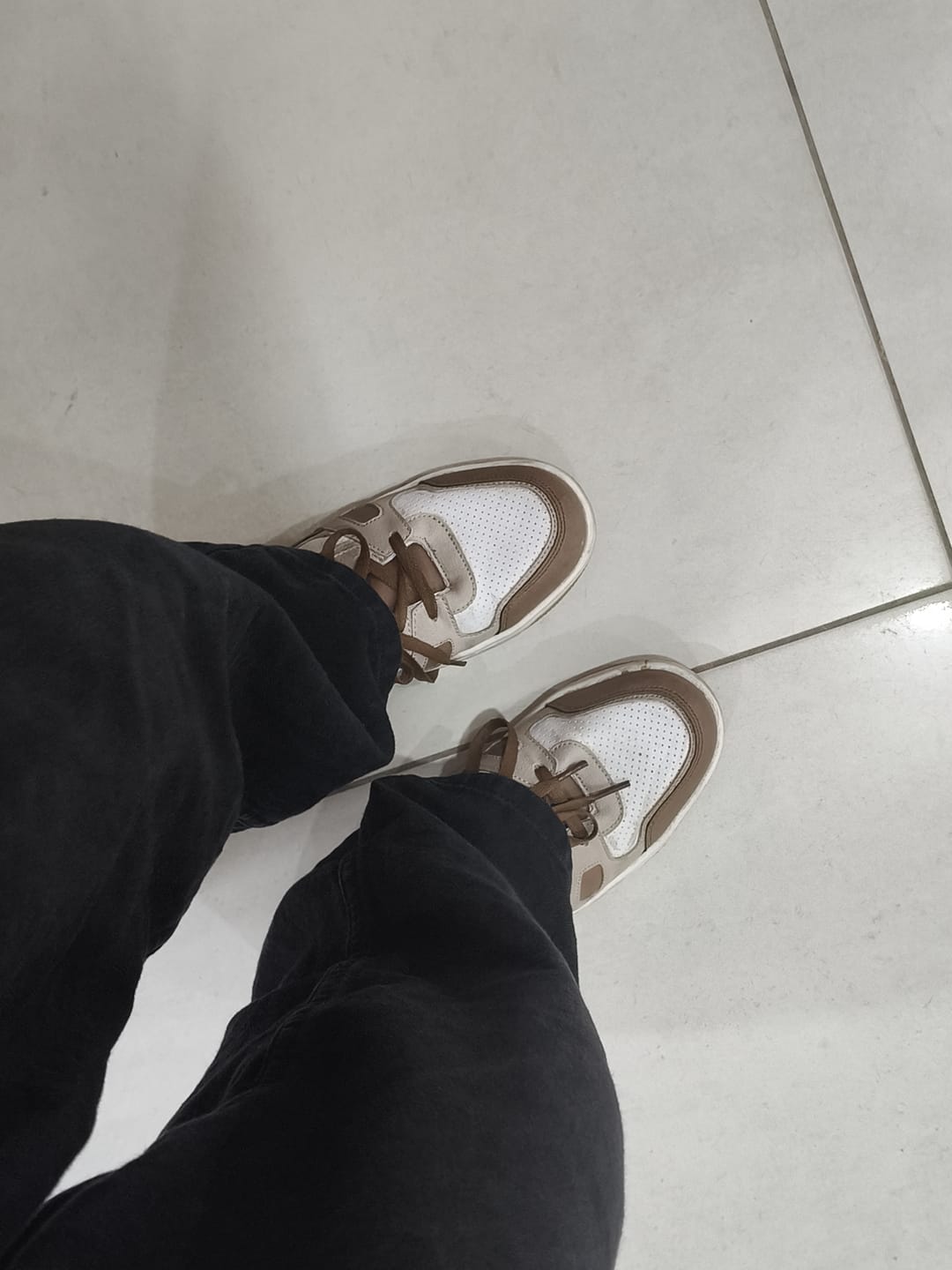 Customer photo review of ASH Beige Brown