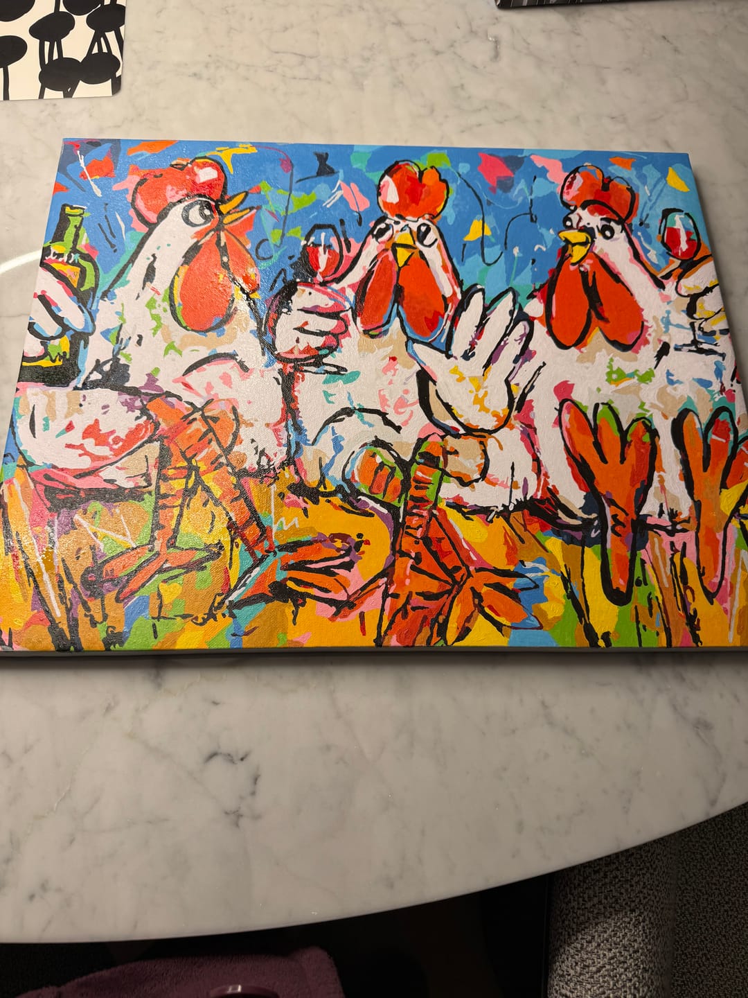 Customer photo review of Vrolijk Schilderij - Kippen Aan De Wijn