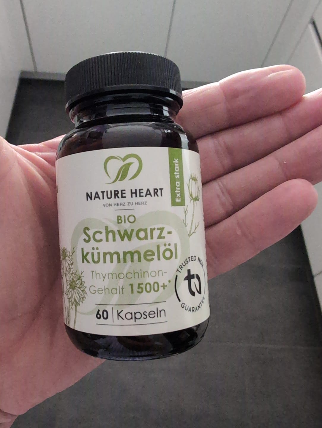 Customer photo review of BIO Schwarzkümmelöl 1500+ Thymochinongehalt