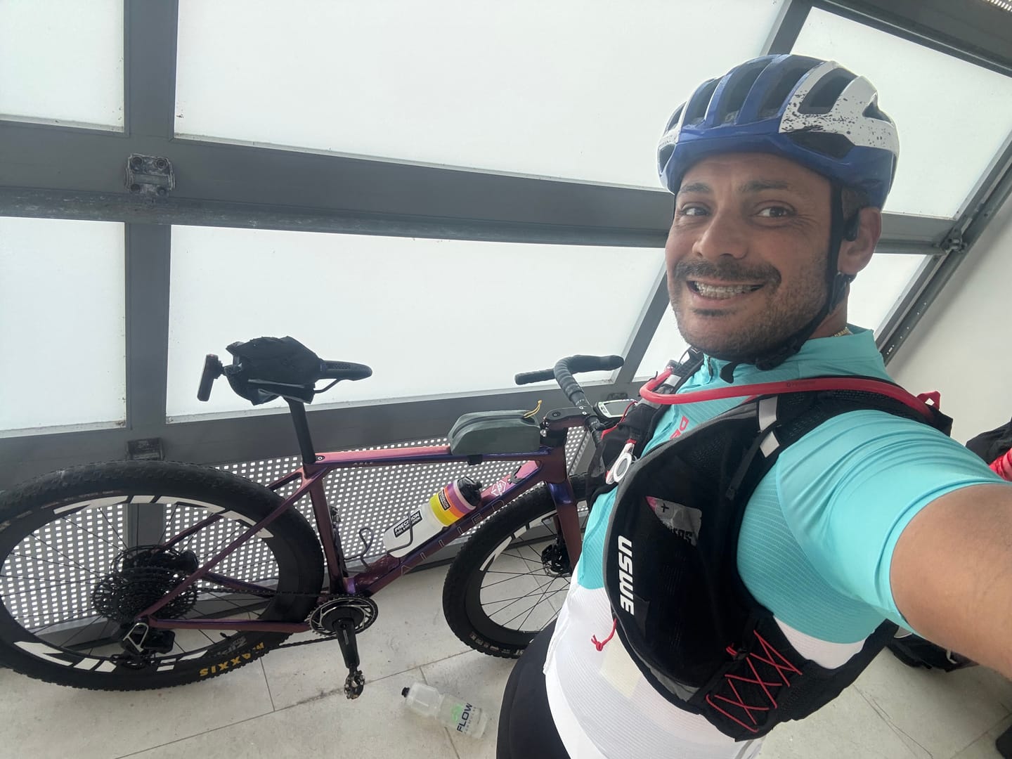 Customer photo review of Rush 8L Bike Hydration Vest