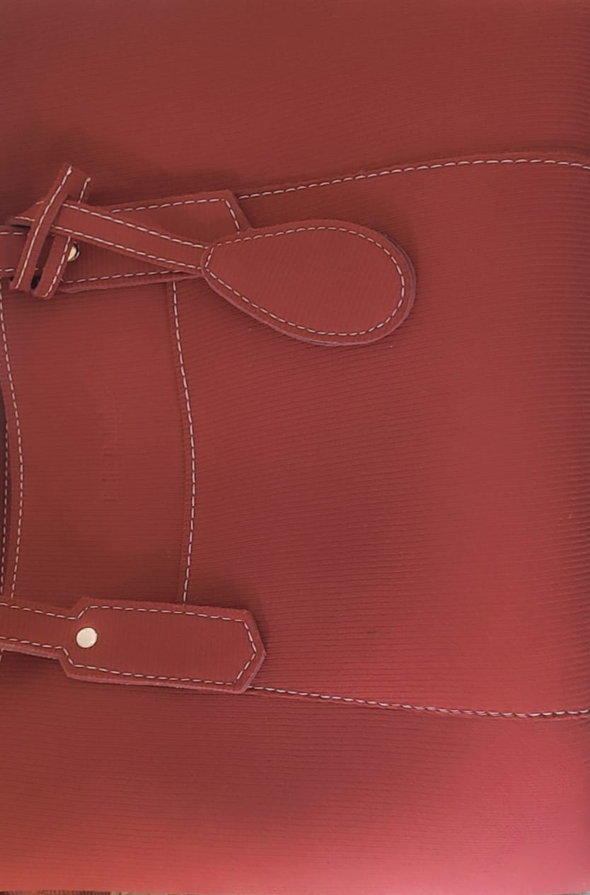 Customer photo review of Mehroon Belle The Nine Fold Tote Bag