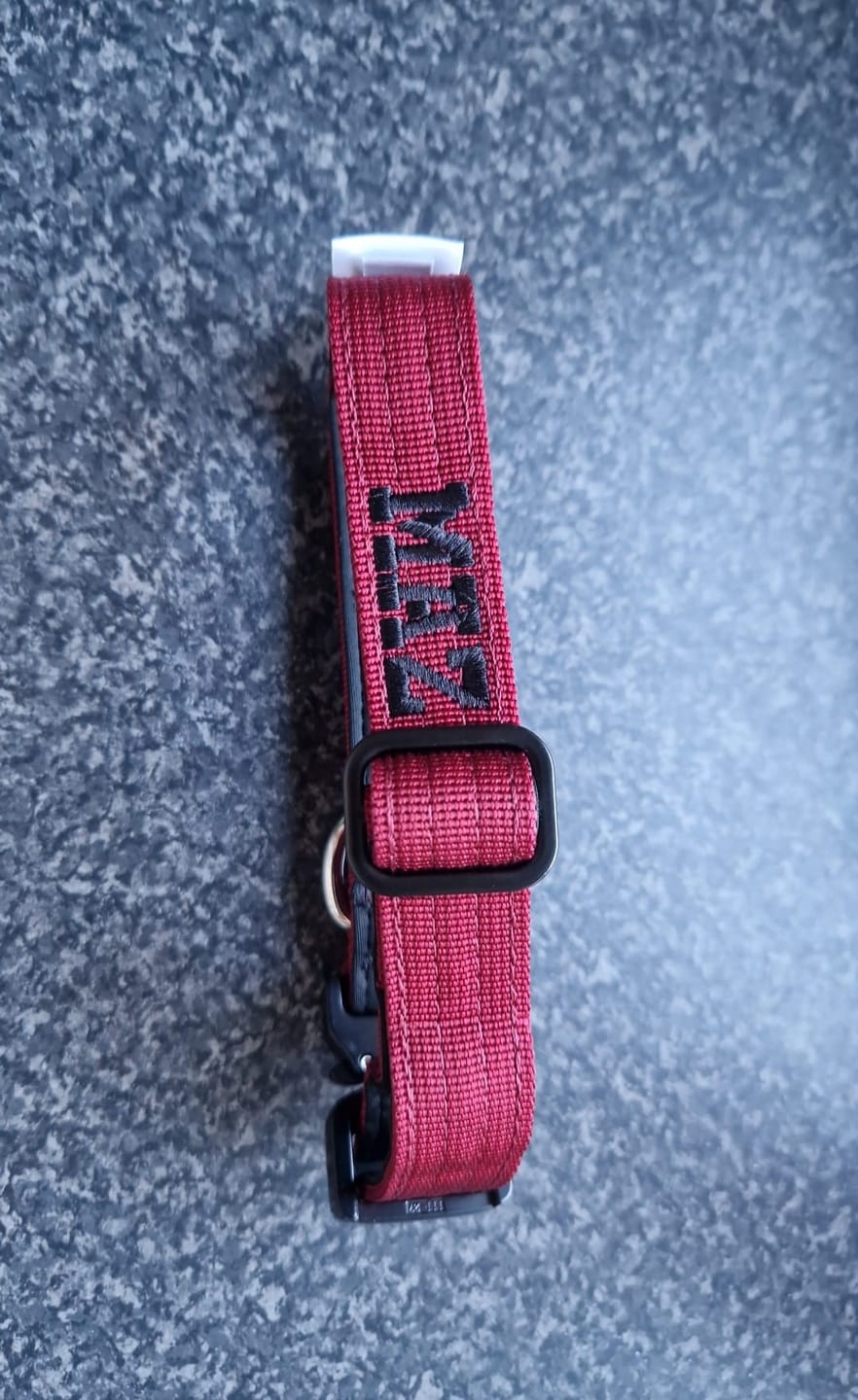 Customer photo review of 2.5cm Combat® Collar | With Handle & Rated Clip - Burgundy