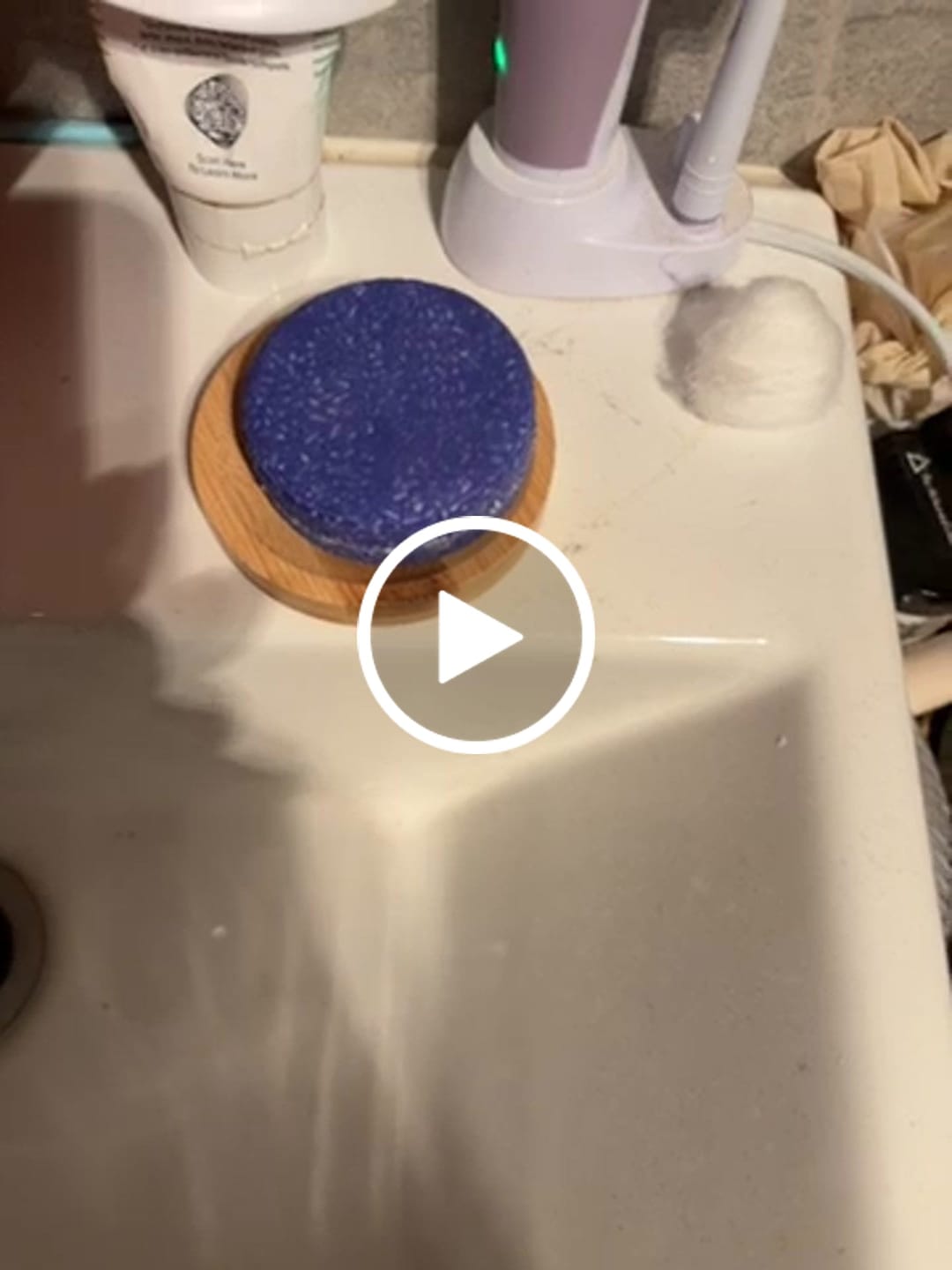 Customer video review of Violet Toning Shampoo Bar