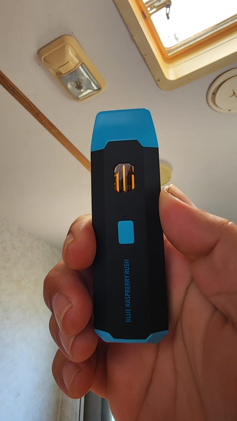 Customer photo review of 3 Gram HHC + THC-P Vape Pen | Blue Raspberry Rush - Sativa