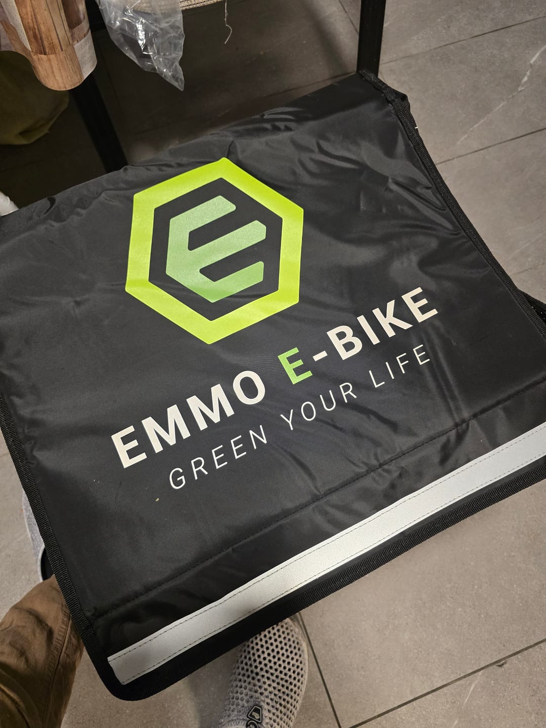 Customer photo review of EMMO Delivery Bag + Rack combo