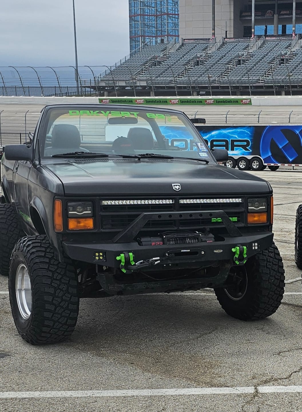 Customer photo review of OPENROAD 13,500lbs electric winch with Synthetic Rope - Panther Series 3S