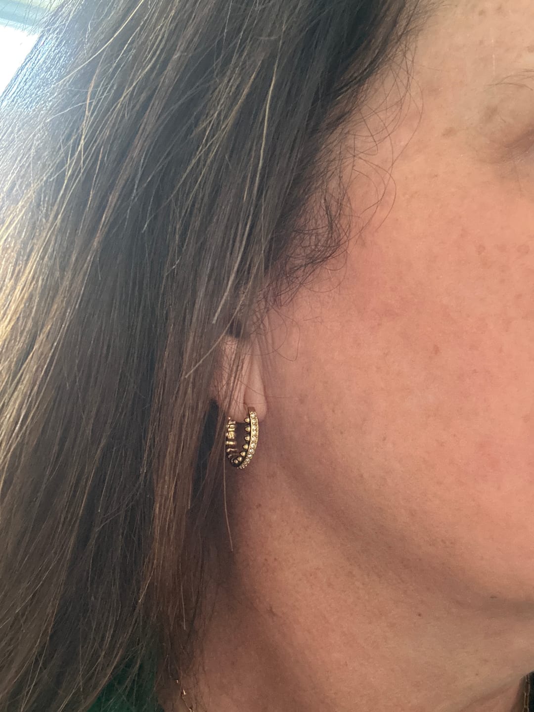 Customer photo review of Crested Huggies