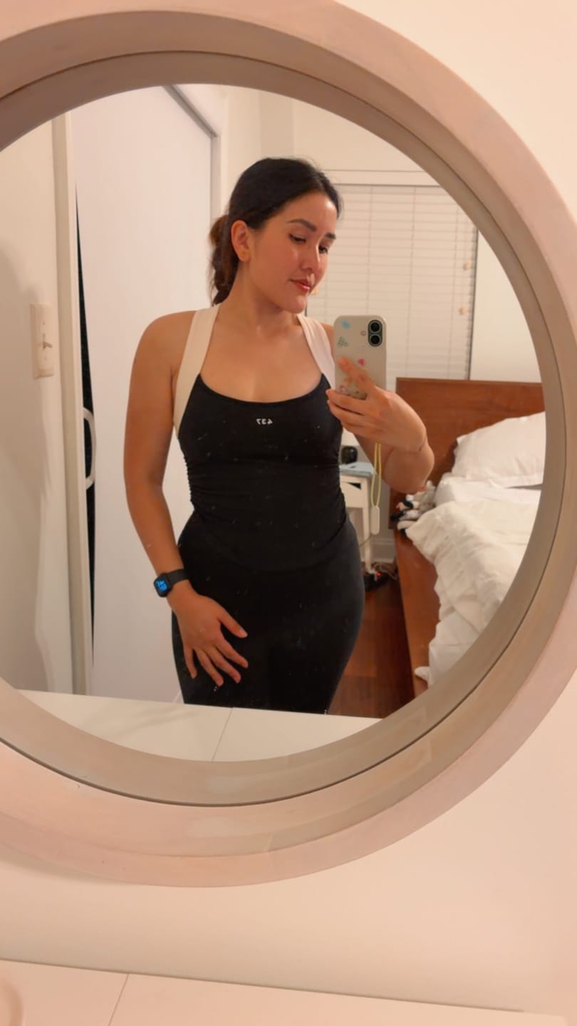 Customer photo review of The Sculpt Tank / Black-Cream