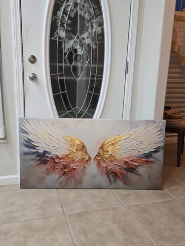Customer photo review of ELEGANT WINGS CANVAS