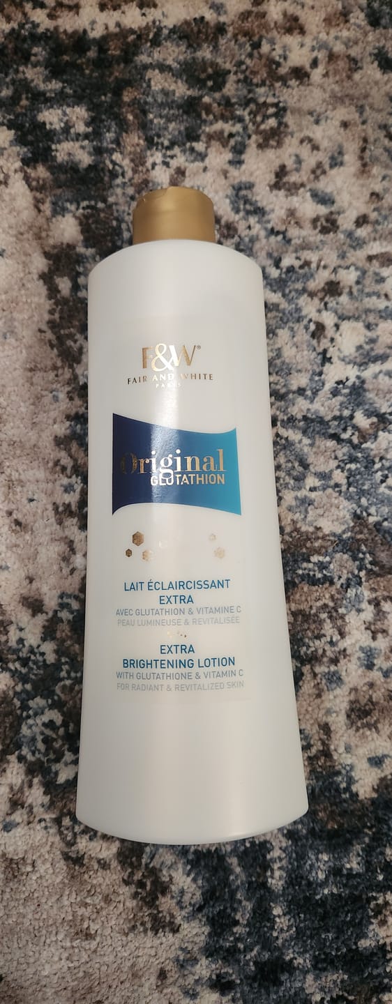 Customer photo review of Fair and White Original Glutathion Extra Brightening Lotion 500ml / 16.90 fl oz