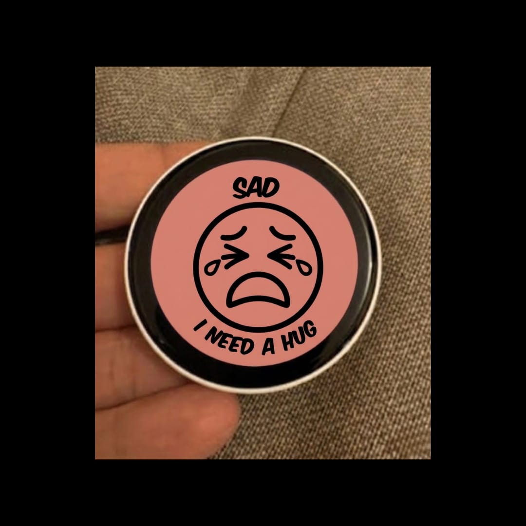 Customer photo review of FaceFlip™ | Mood Badge