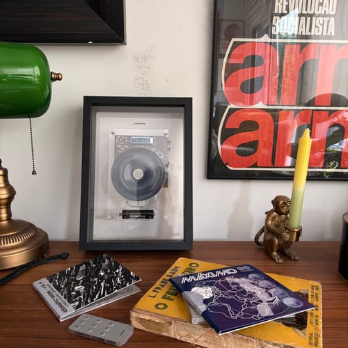Customer photo review of M1 Music Frame CD Player
