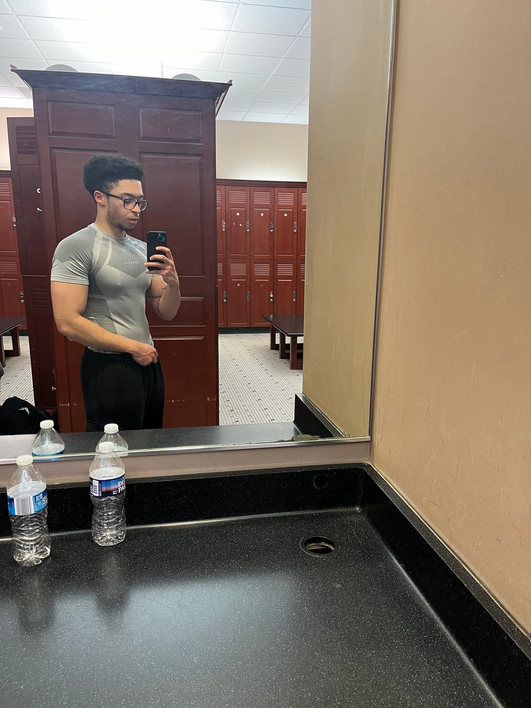 Customer photo review of 4294 - Apex Compression Tees