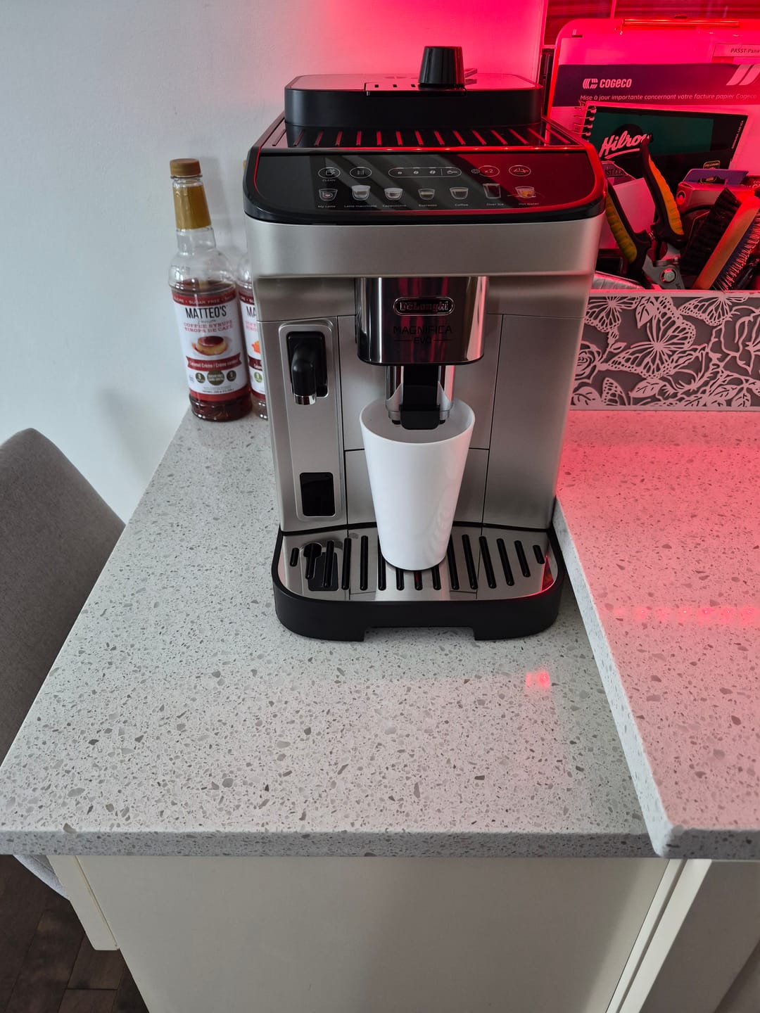 Customer photo review of DeLonghi - Magnifica EVO (ECAM29084SB)