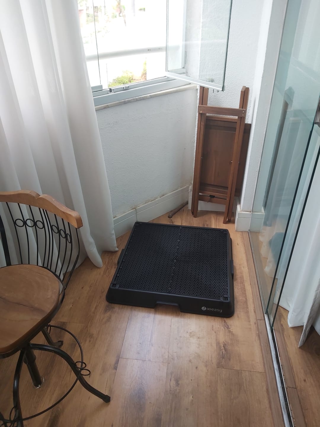 Customer photo review of Weasy Cão | Banheiro inteligente para cachorro