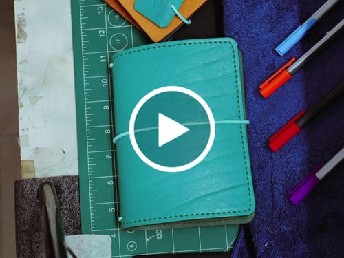 Customer video review of Apple Pig Leather"Blue Birds" Traveler's Notebook