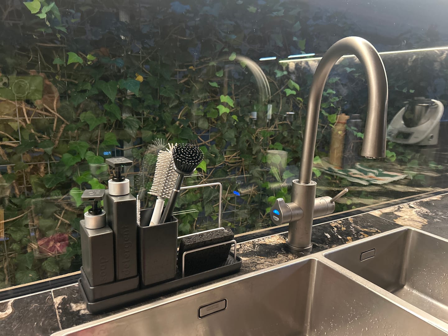 Customer photo review of Drip Deck - Premium Kitchen Sink Caddy