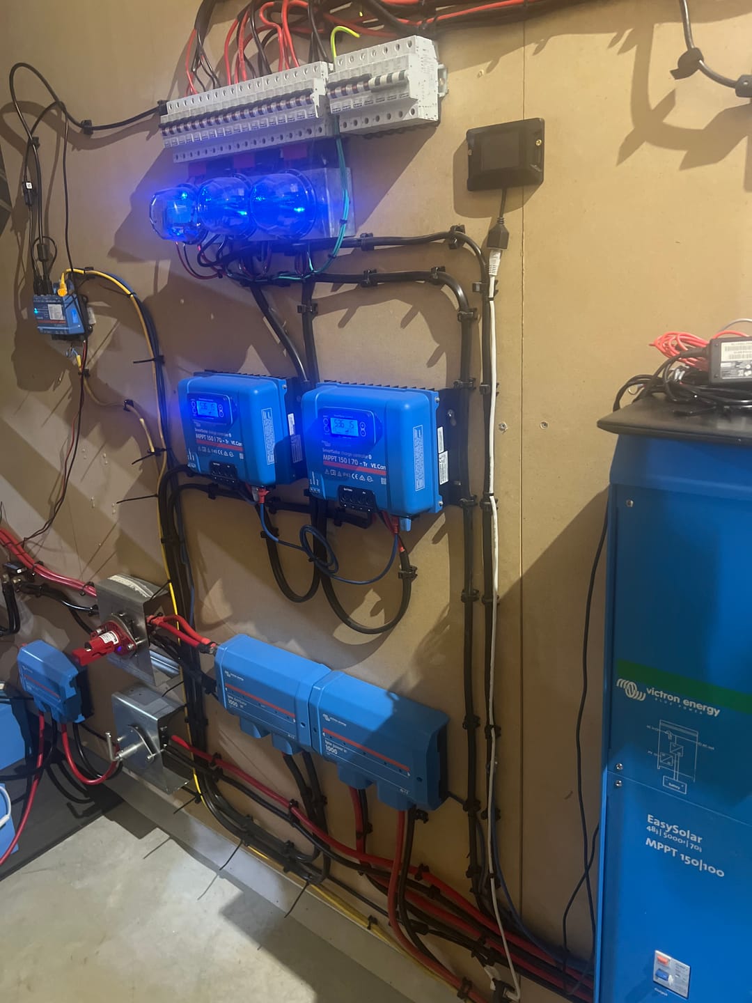 Customer photo review of Victron SmartSolar Pluggable Display