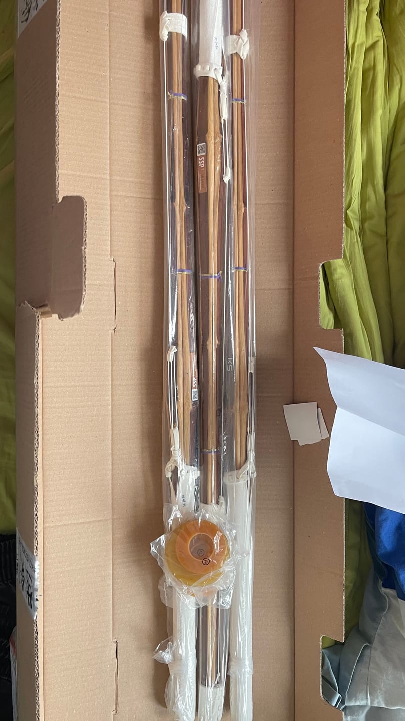 Customer photo review of *NEW!* - Quality Smoked Dobari Jissengata Shinai ‘KACHIMAMORI’ - Set of *3*