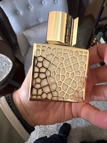 Customer photo review of Nishane Hacivat Oud