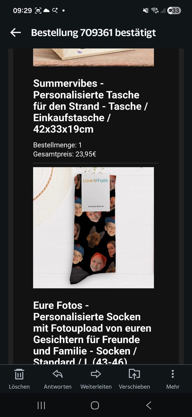 Customer photo review of Eure Fotos - Personalisierte Socken mit Fotoupload von euren Gesichtern für Freunde und Familie