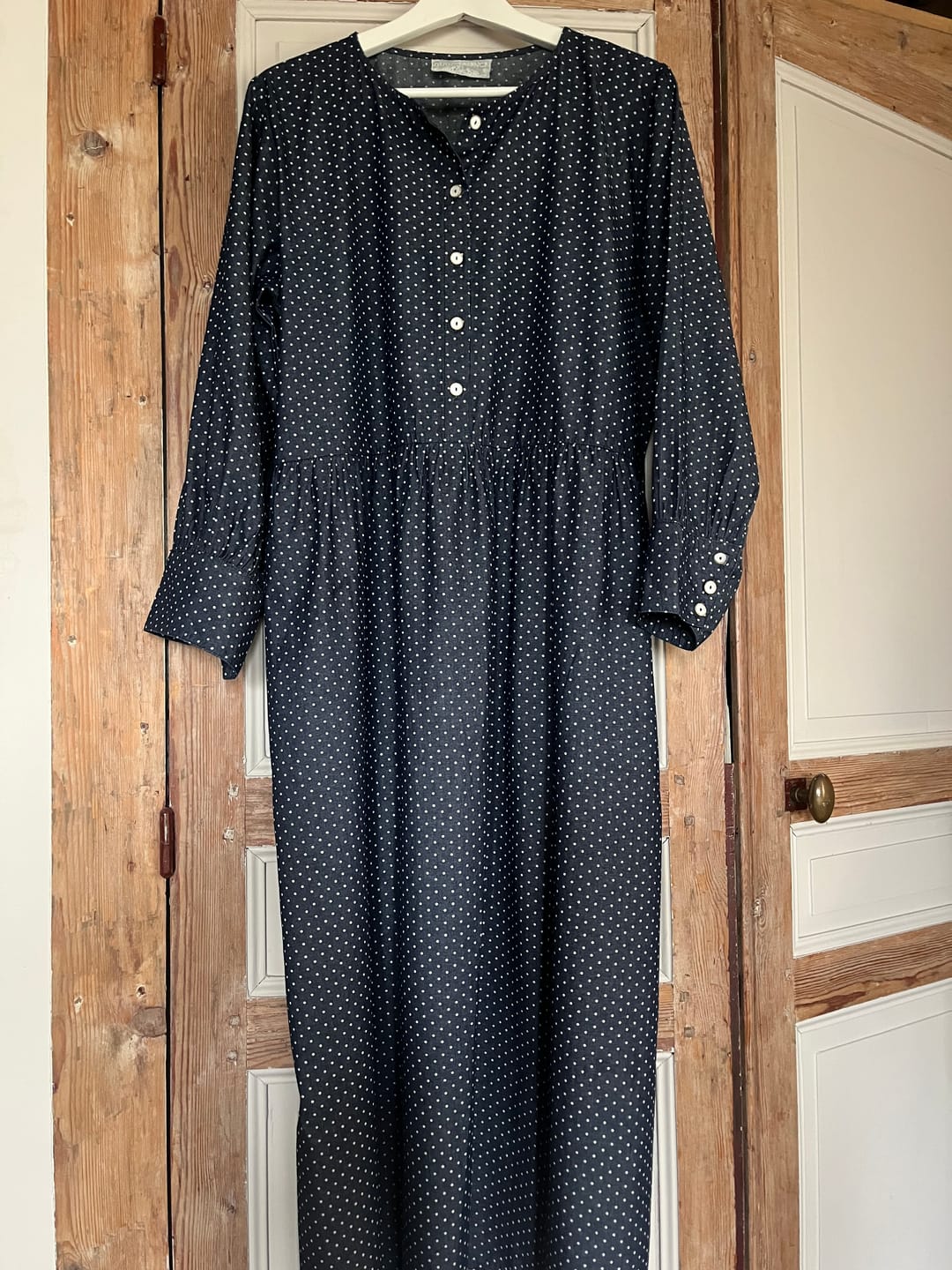 Customer photo review of Robe Isis - jean bleu à pois