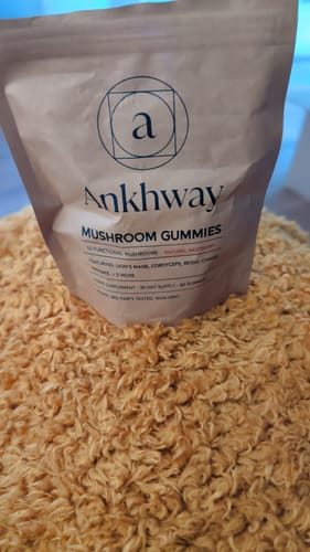 Customer photo review of Mushroom Gummies