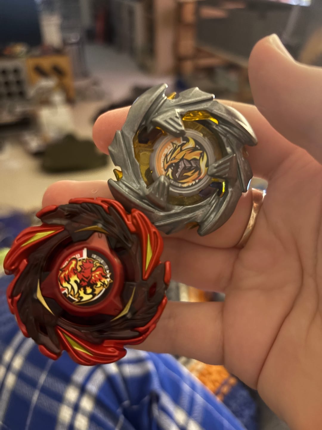 Customer photo review of Takara Tomy Beyblade X CX-08 Cerberus Flame [Guaranteed]