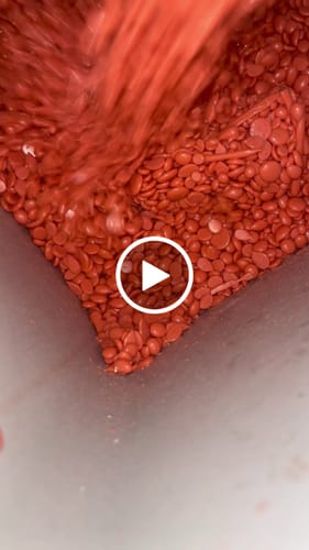 Customer video review of Romantic Vibes Film Wax  1 lb. / 16 oz. / 454 g.