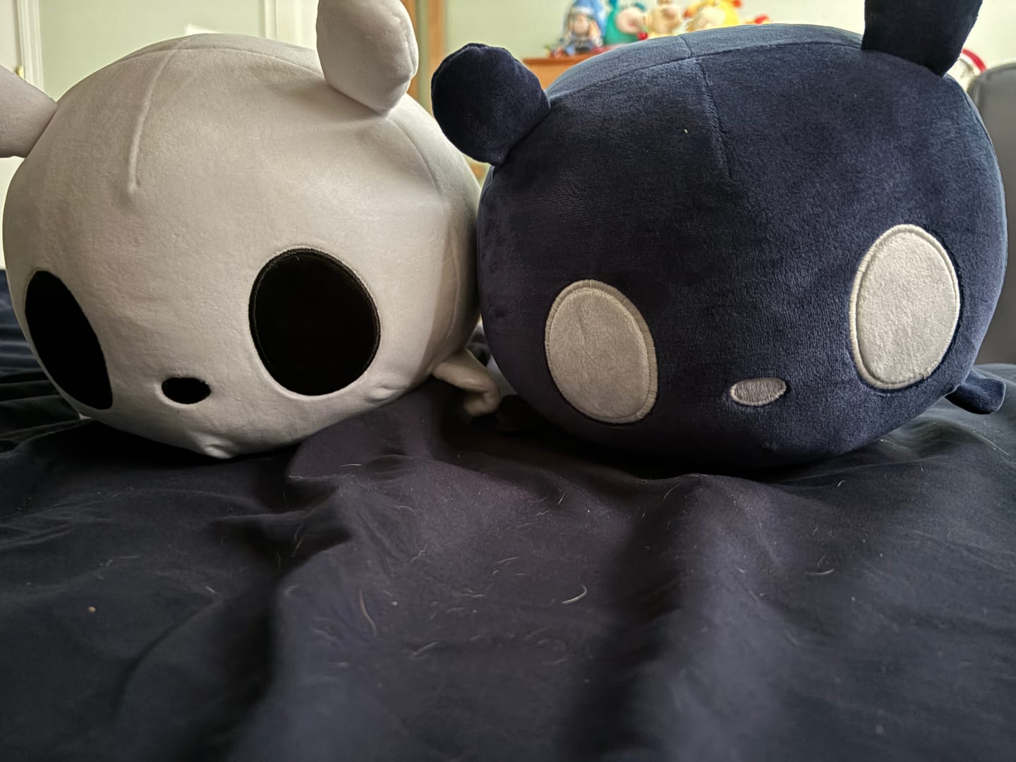 Customer photo review of Rain World - Survivor Slugcat Pillow Plush