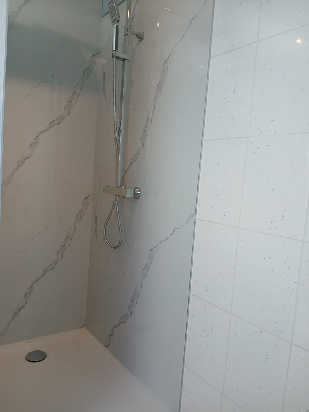 Customer photo review of Baguette Depart/Finition aluminium pour /PVC/SPC/Feuille de pierre