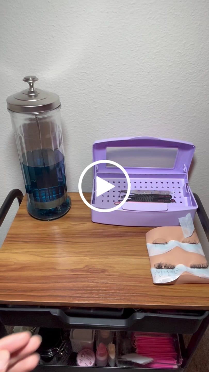 Customer video review of Noir N°7 - Fiber Lash Tweezer