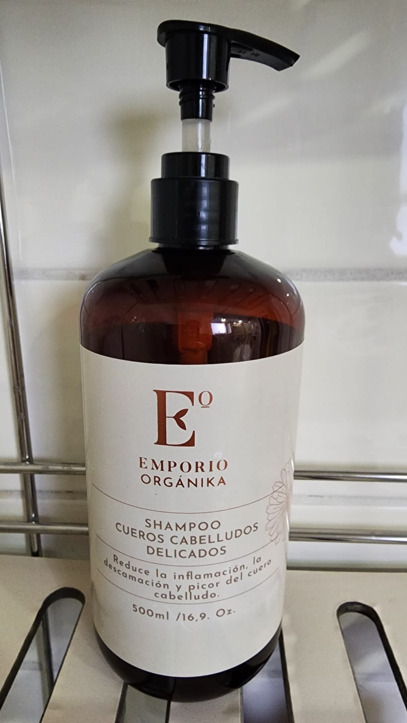 Customer photo review of SHAMPOO CUEROS CABELLUDOS DELICADOS