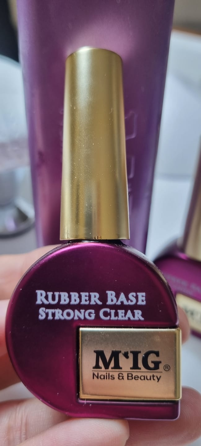 Customer photo review of Rubber Base Strong Clear