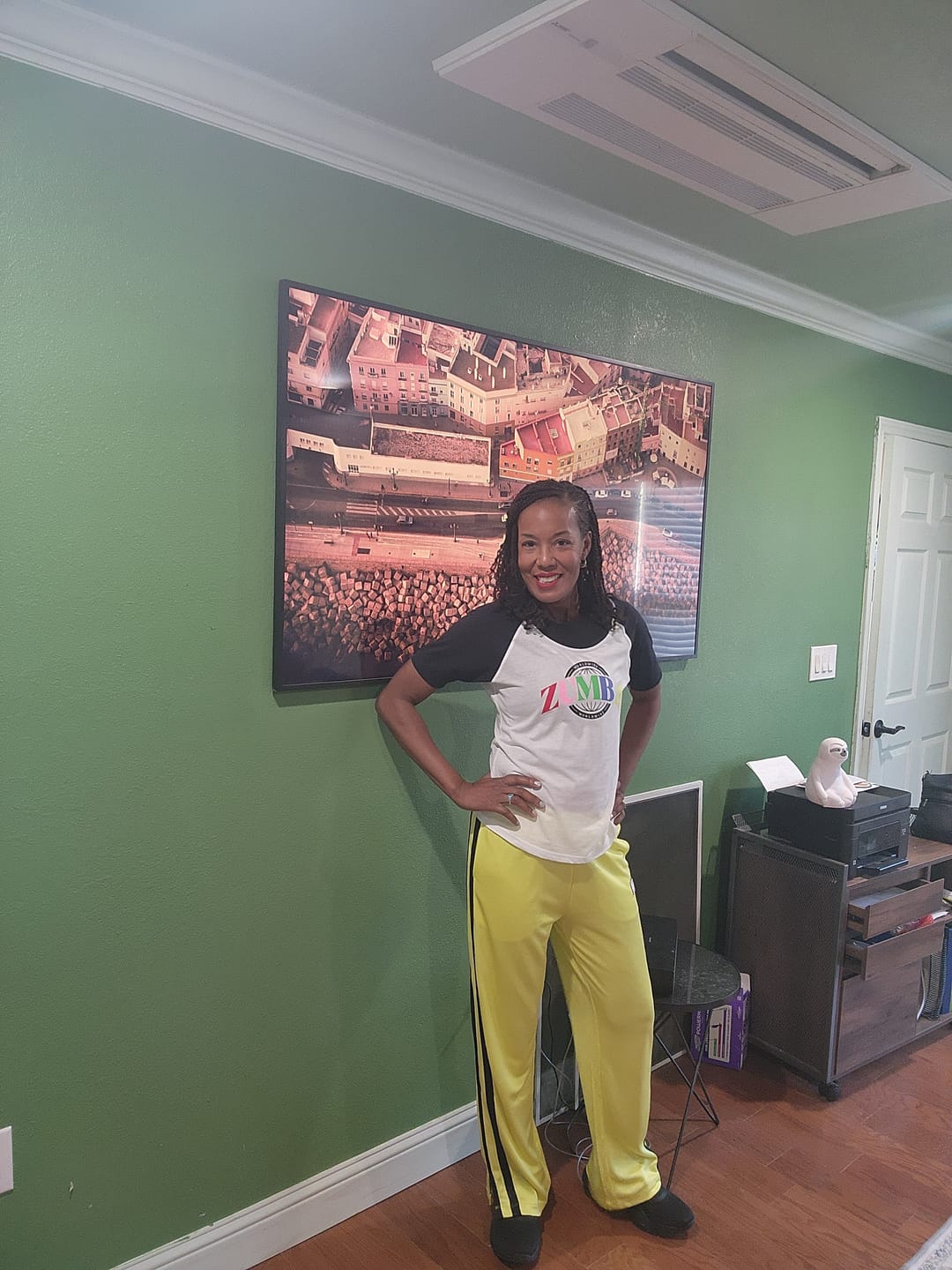 Customer photo review of Zumba Haus Mid Rise Knit Track Pants