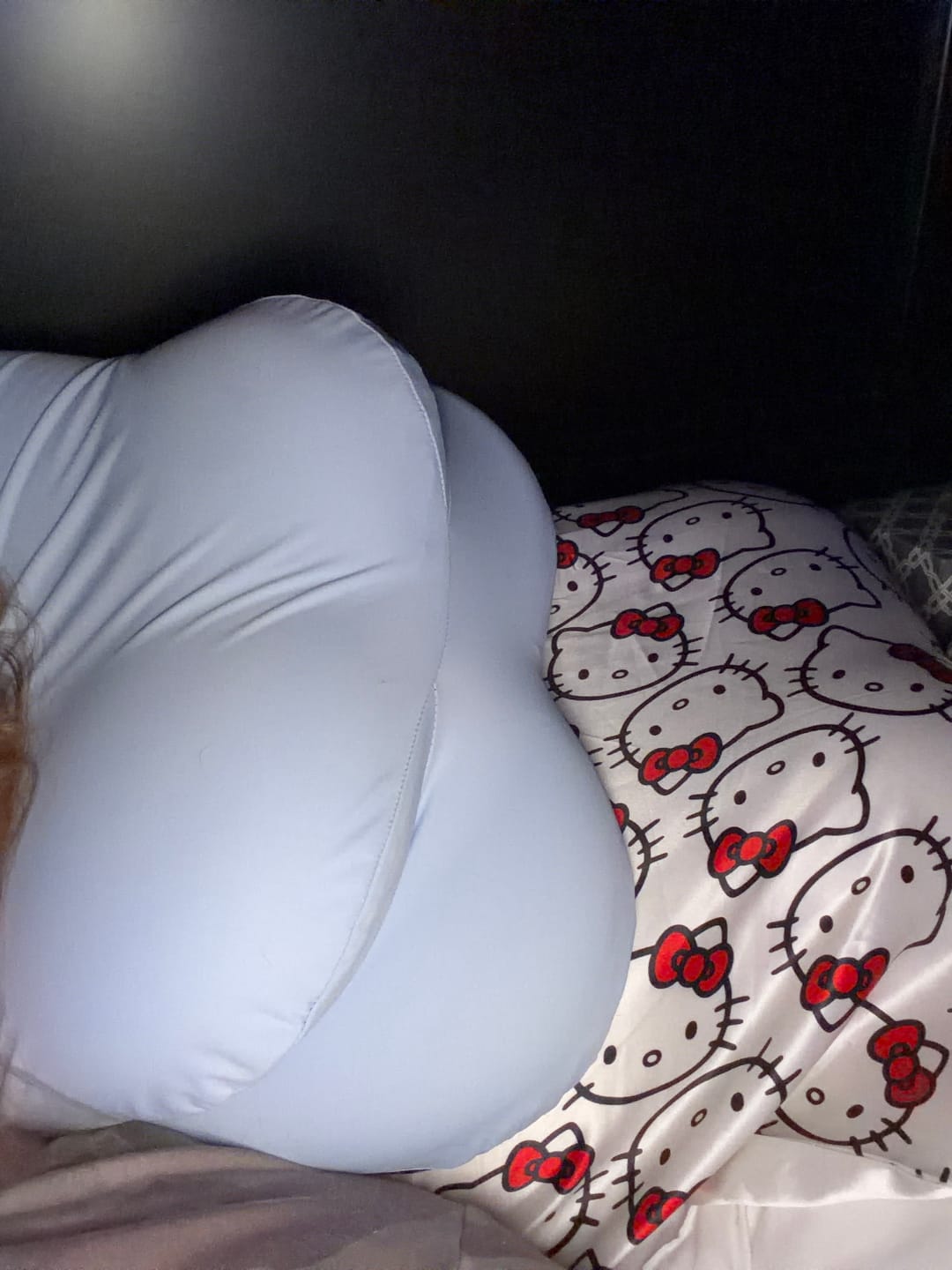 Customer photo review of Mellow Cloud Cooling Pillowcase