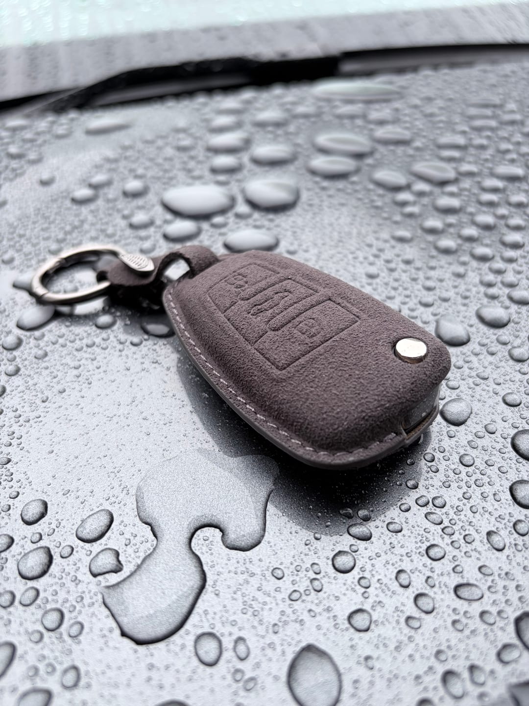 Customer photo review of AUDI ALCANTARA KEY CASE