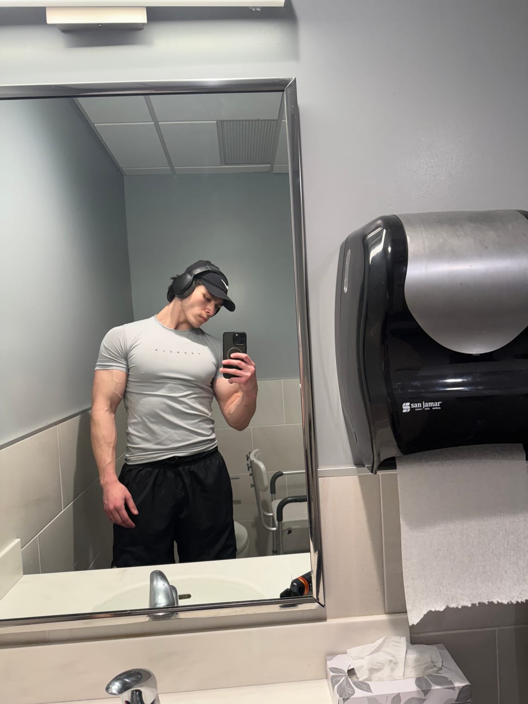 Customer photo review of 4083 - AirFlex Compression Tees